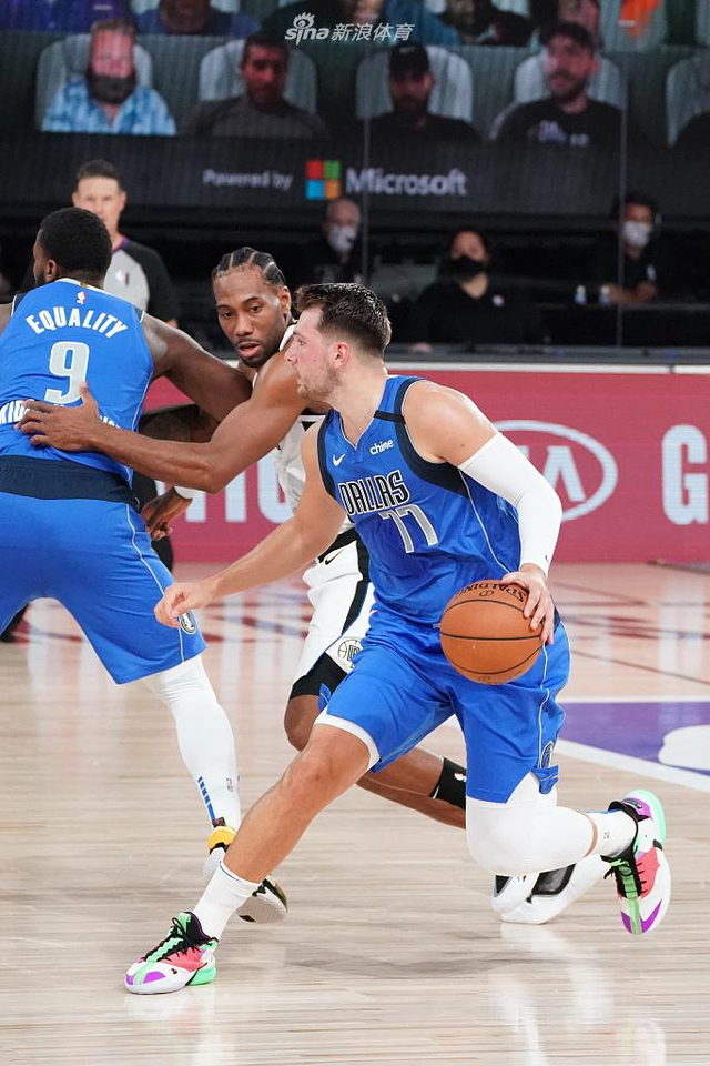 赵心童在近 赵心童在近