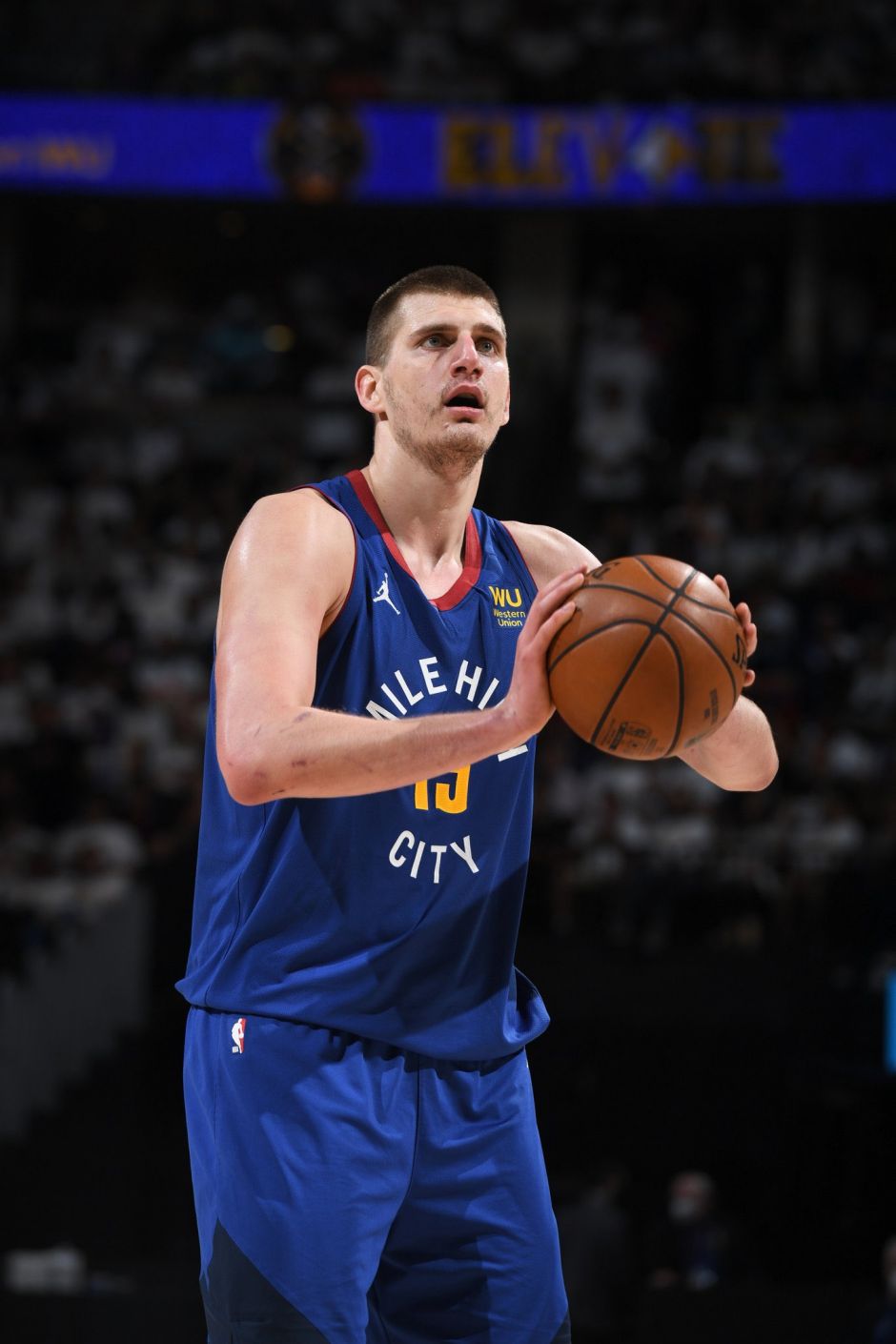 商业因素的 商业因素的